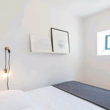 Home Out Alfama Daire *